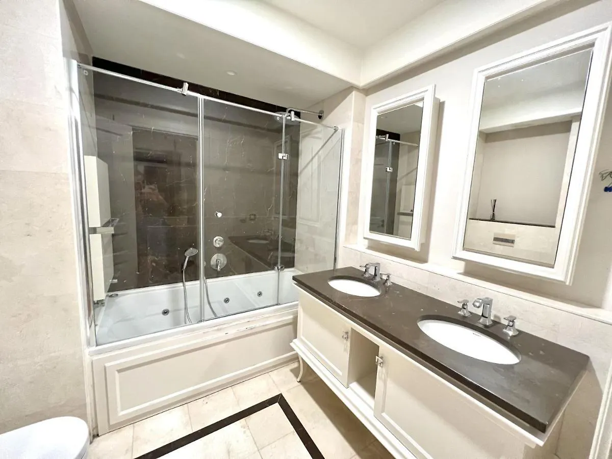 Emaar 2Bed+3Bath 120Sqm Spacious Apartment Istanbul 0*,